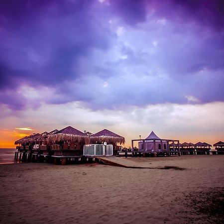 Gold Coast Morib International Resort Екстер'єр фото